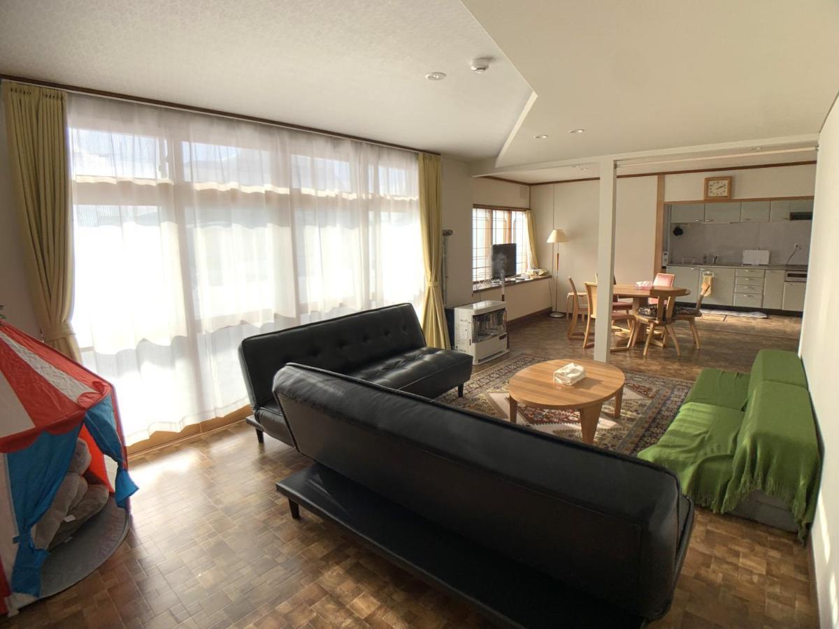 Higashikawa Home エクステリア 写真